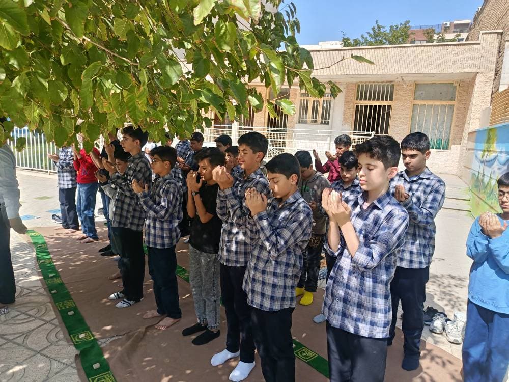 دبیرستان غیردولتی پویندگان علم
